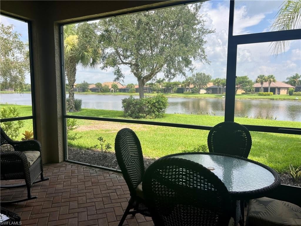 6437 Liberty St – photo 2