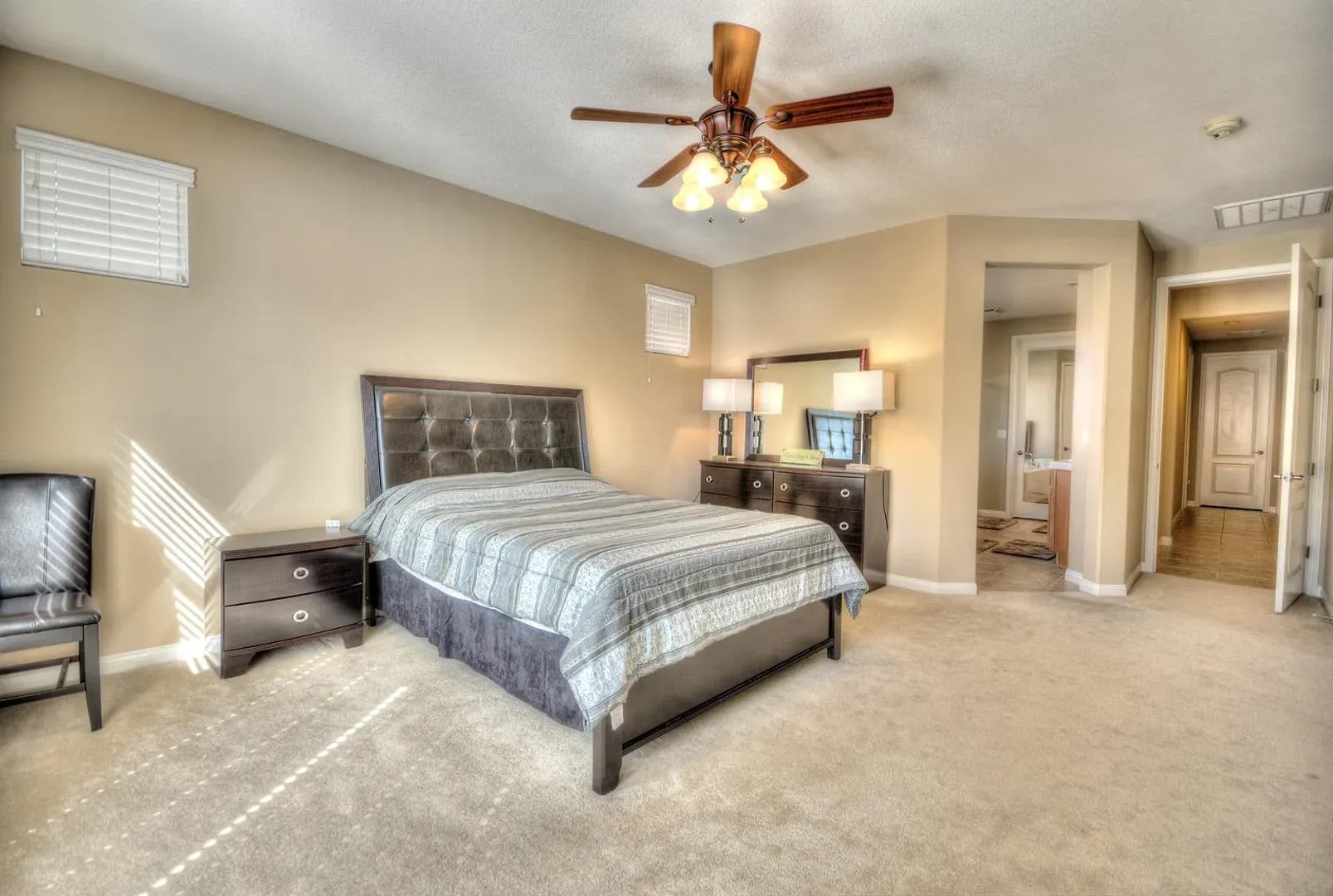 For Rent 15005 Via Messina Ne Bakersfield Ca 93306 4 Bedrooms Office 3 Bathrooms 3000Sf 3 000 Month 3 000 Security Deposit – photo 2