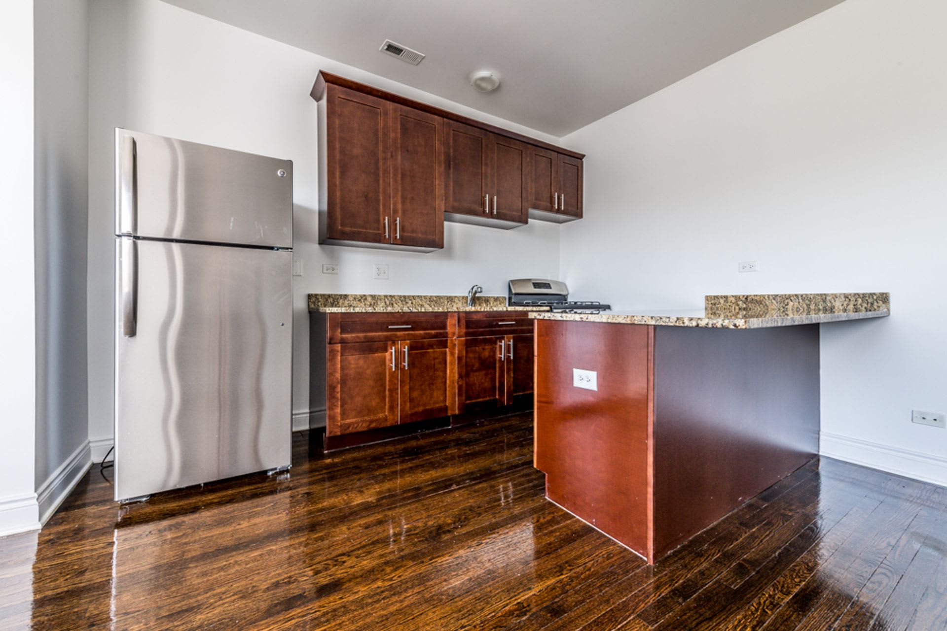 1030 E 47th St – photo 5