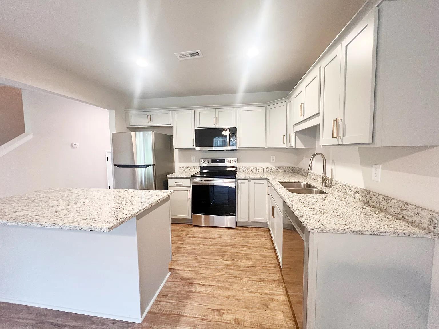 106 Keel Lane – photo 5