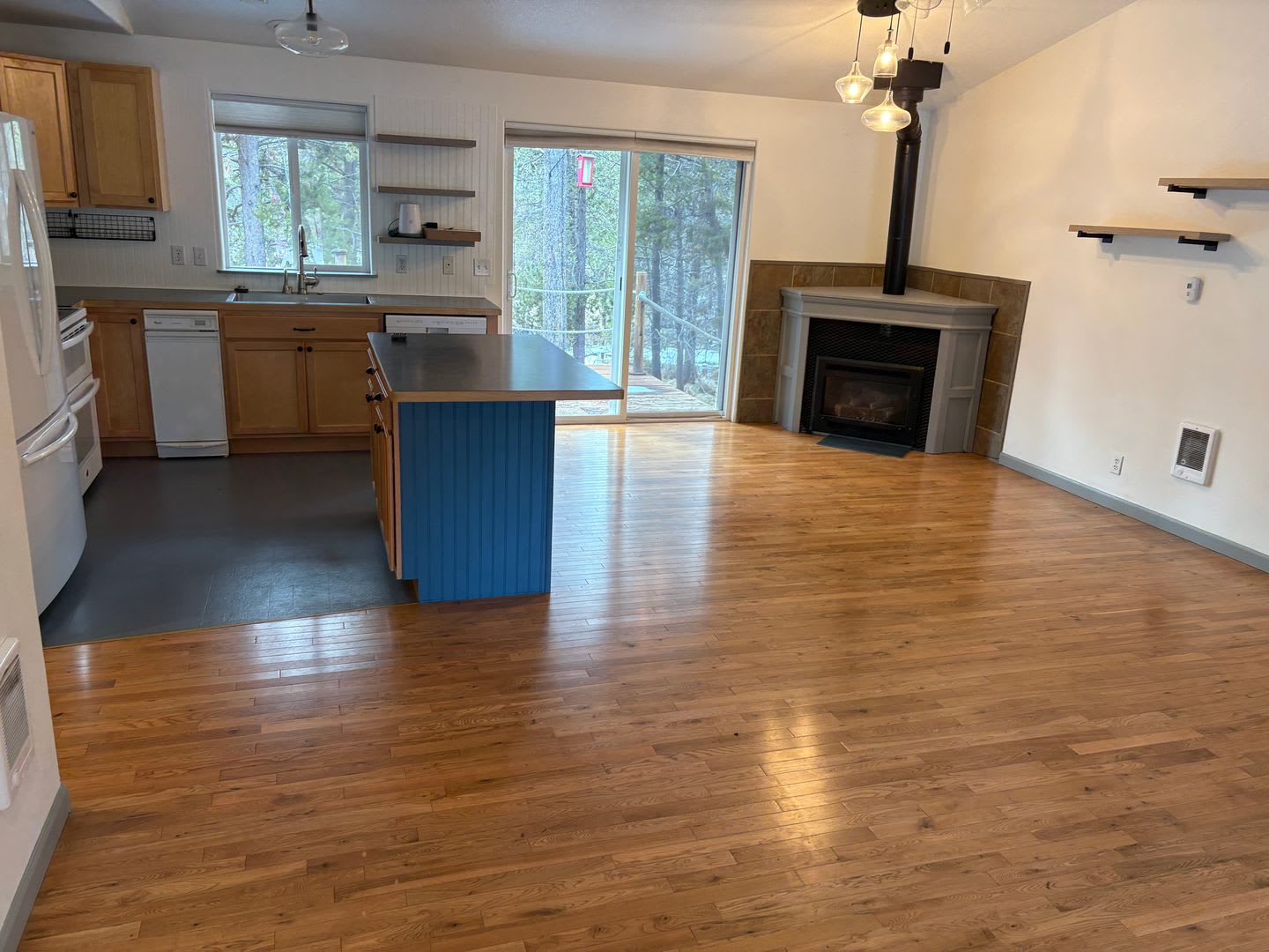 CHECK OUT THIS BEAUTIFUL SUNRIVER HOME – photo 3