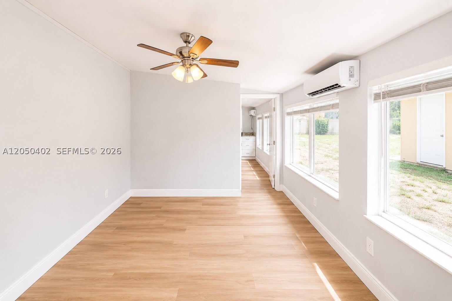 2511 SW 3rd St – photo 4