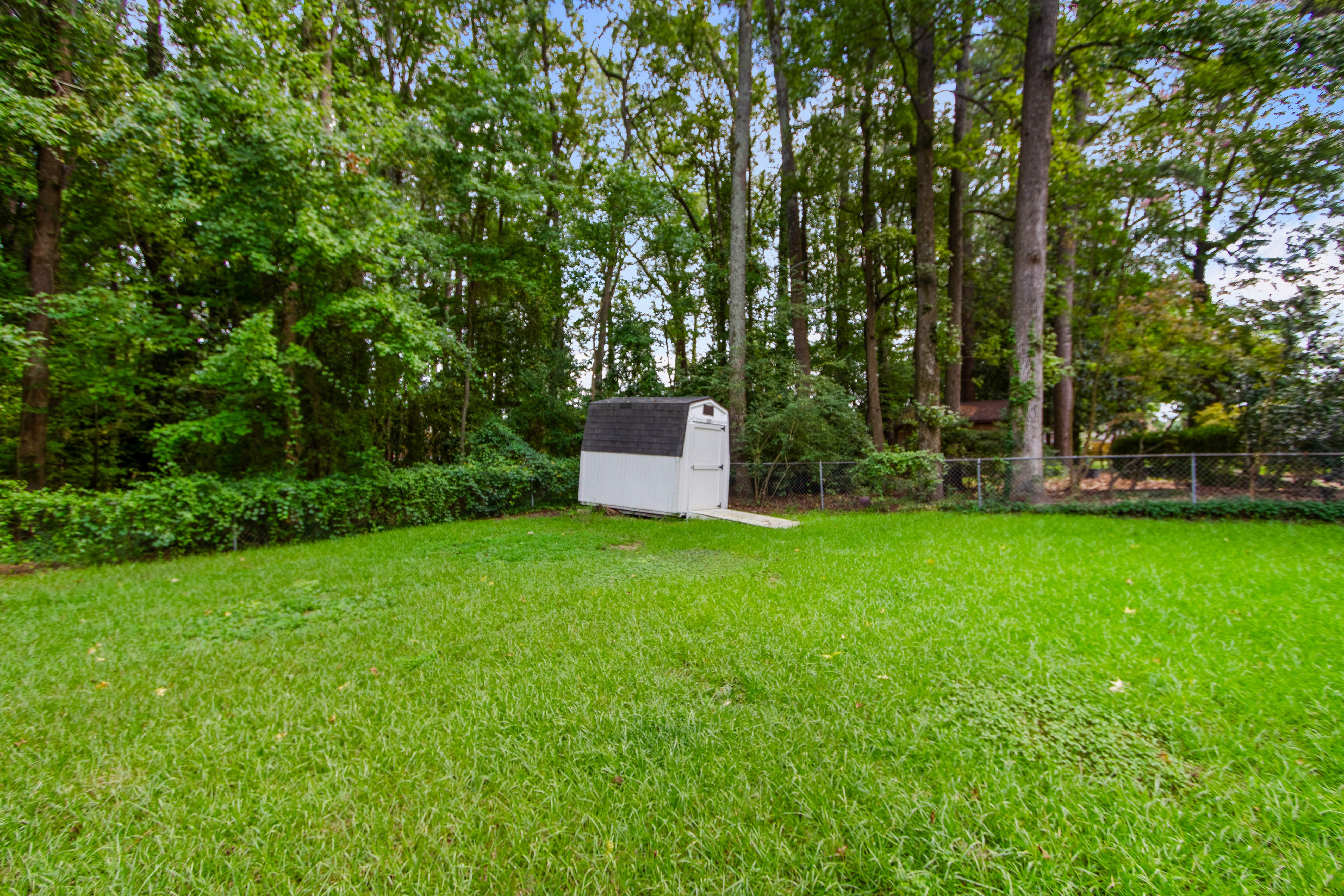 1909 Fairview Way – photo 4