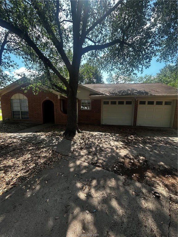 1404 Sunny Court – photo 1