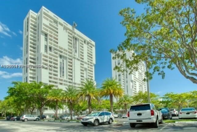 20225 Ne 34Th Ct – photo 1