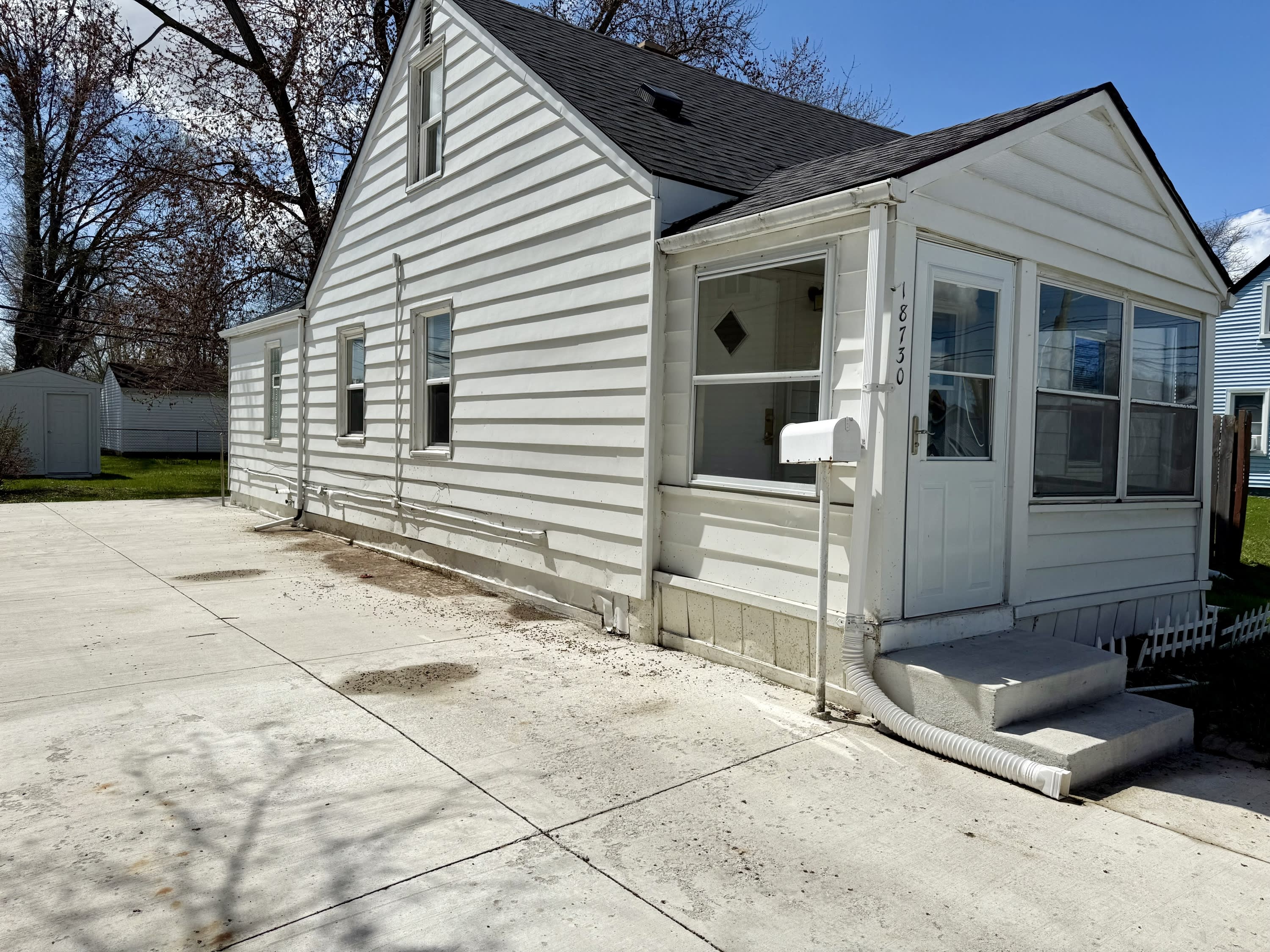 18730 Meier Street – photo 2