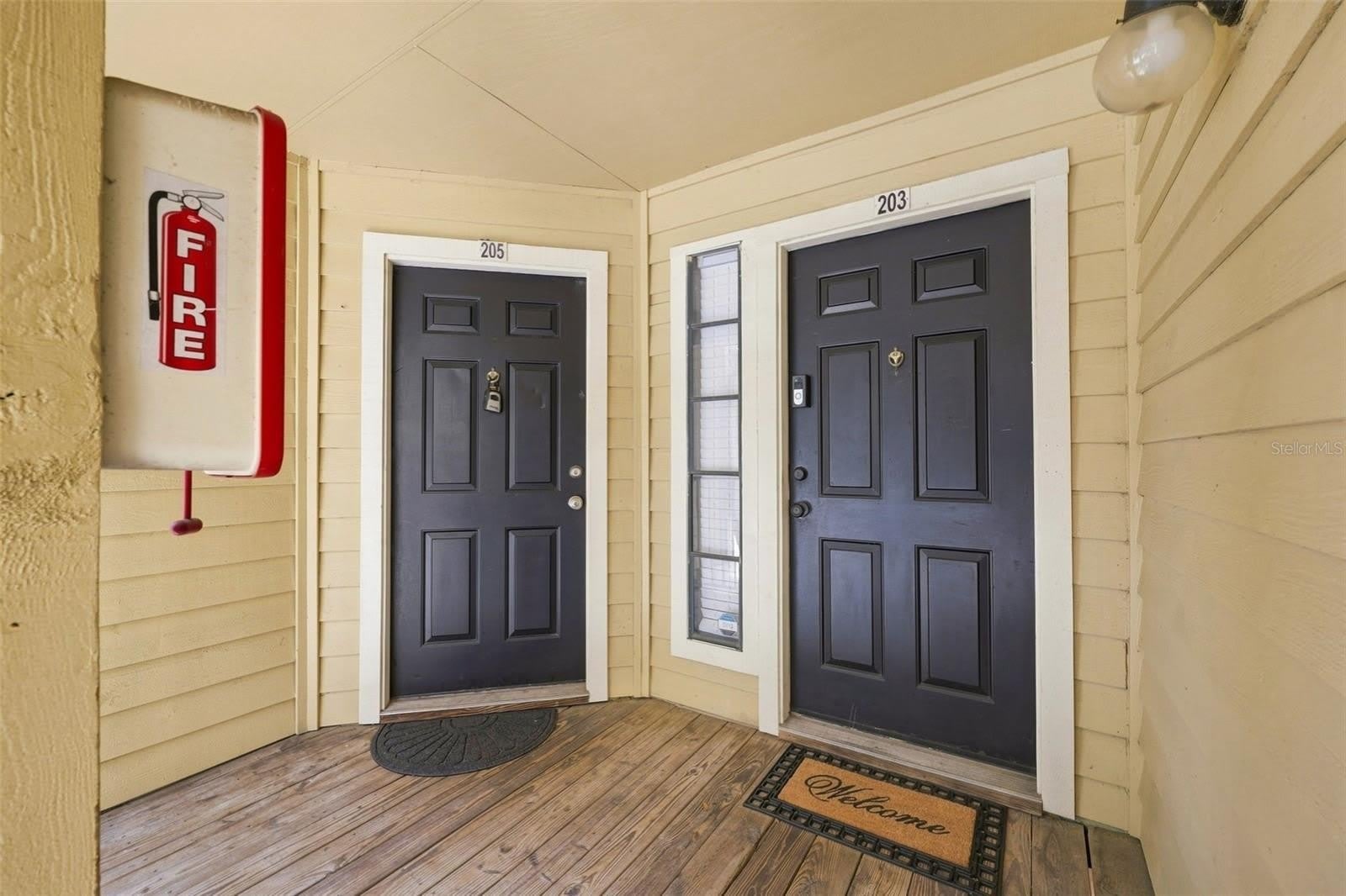 8630 MALLARD RESERVE Drive – photo 3