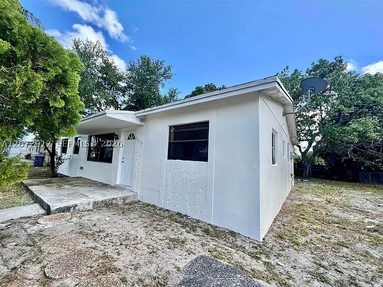 2460 NW 179th St – photo 1