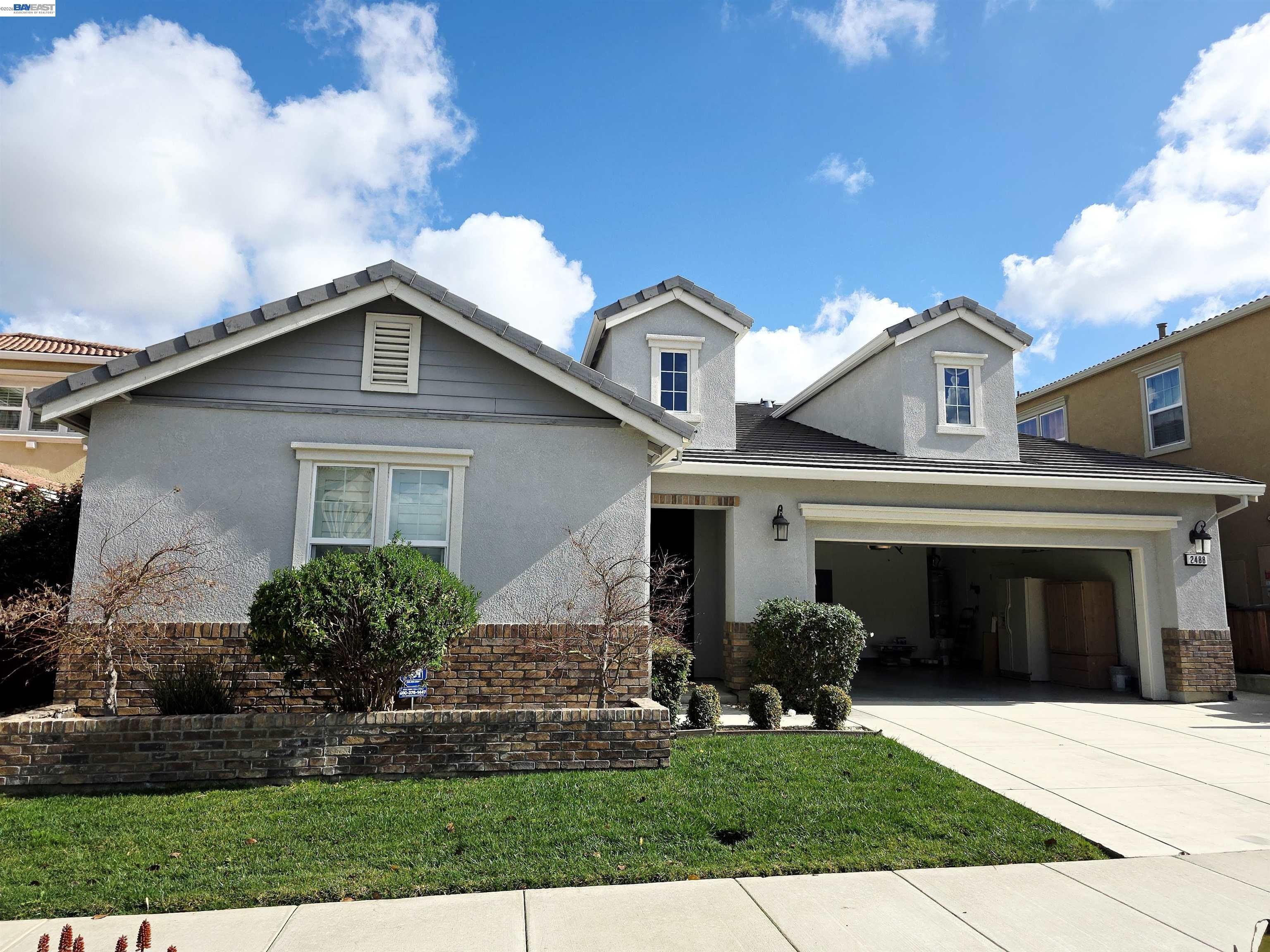 2488 Remy Cantos Drive – photo 3