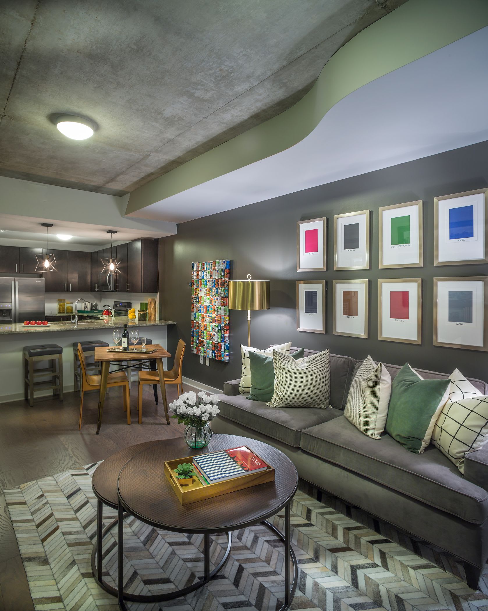 SoDo on Main – photo 4