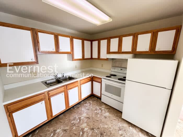 12916 North Cresap Street – photo 1