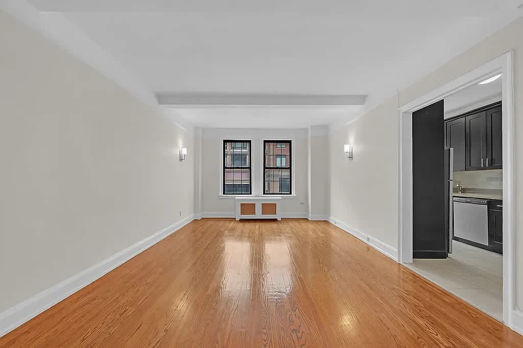 175 W 76th St – photo 3