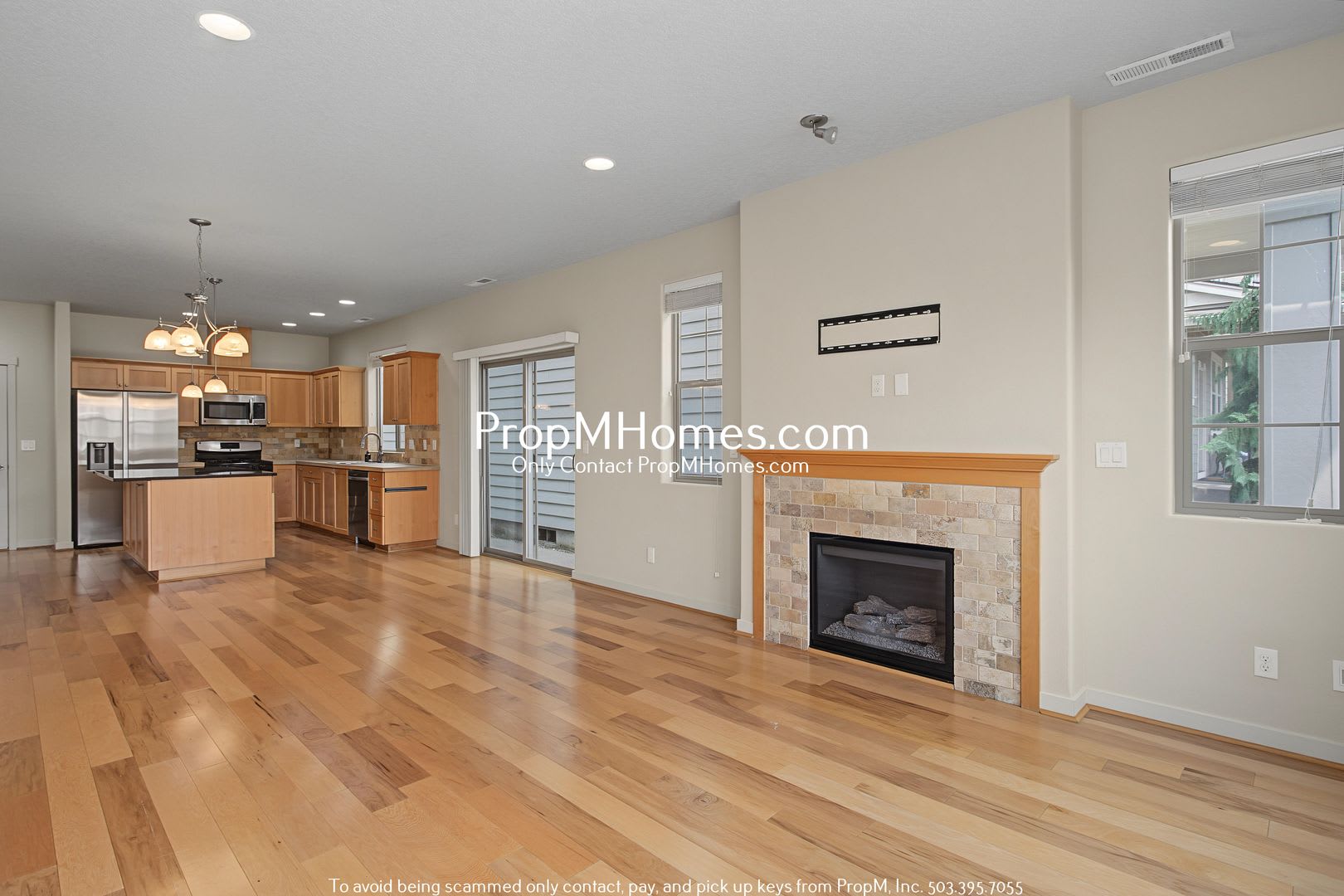 Four Bedroom Home In King City – photo 3
