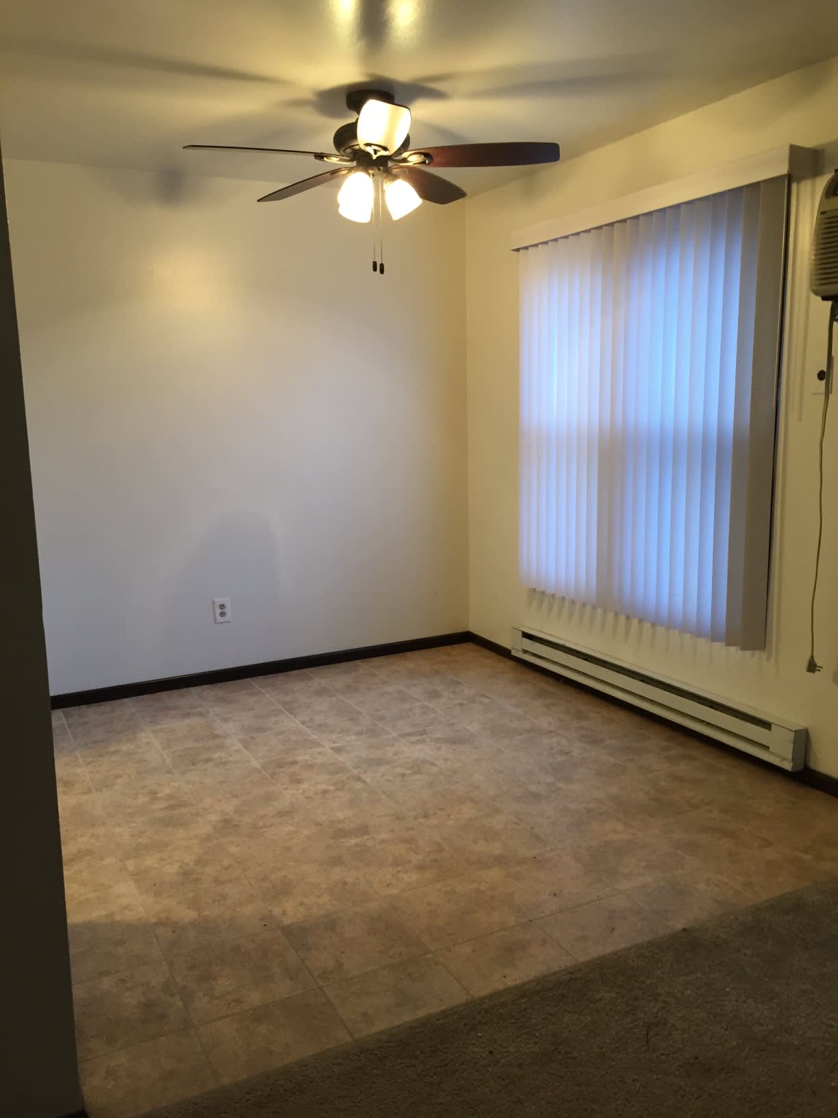4329 CENTENNIAL CT APT #4 – photo 2