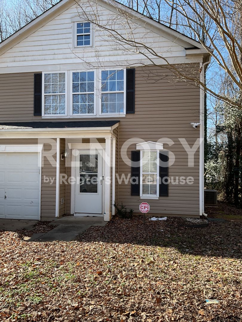 Beautifully Remodeled 3 Bed 2 5 Bath Home – photo 3