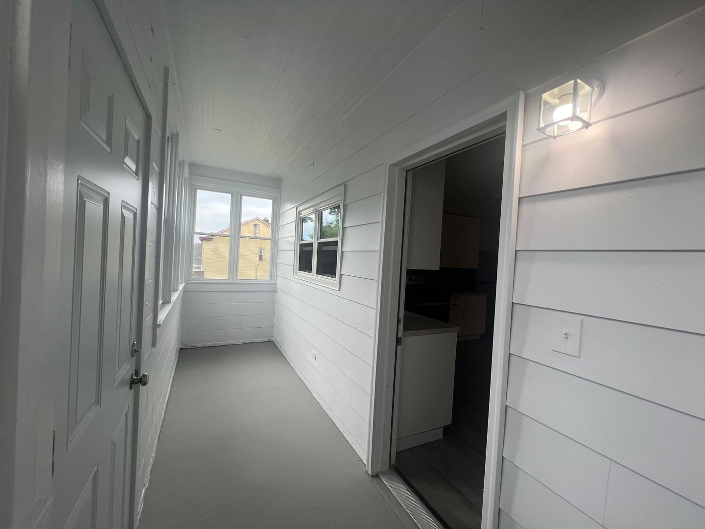 Updated 3BR House with fenced yard! – photo 4