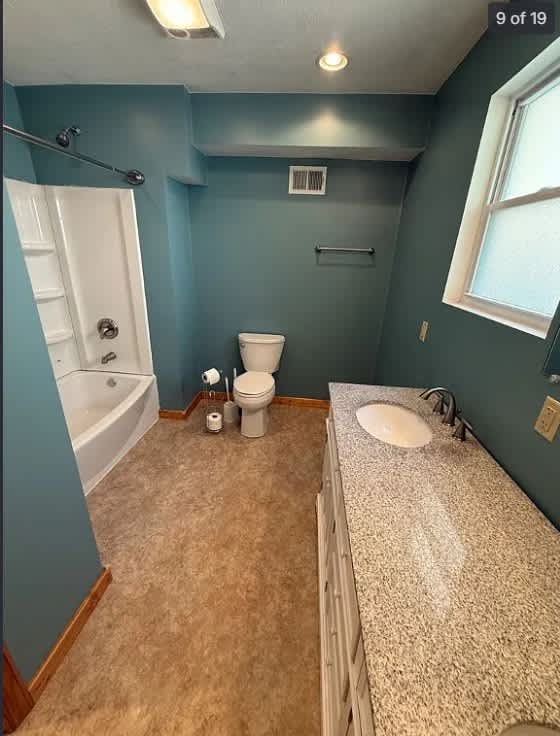635 Valley St – photo 4