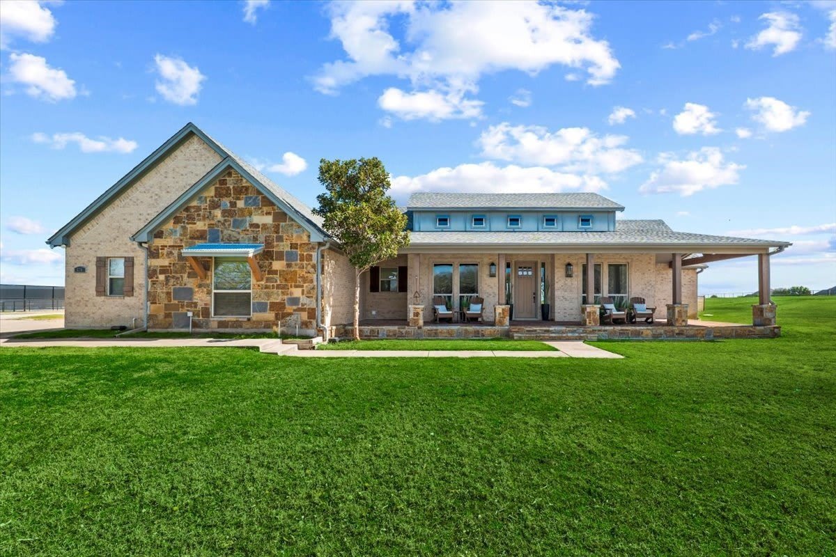 570 S Point Court – photo 1