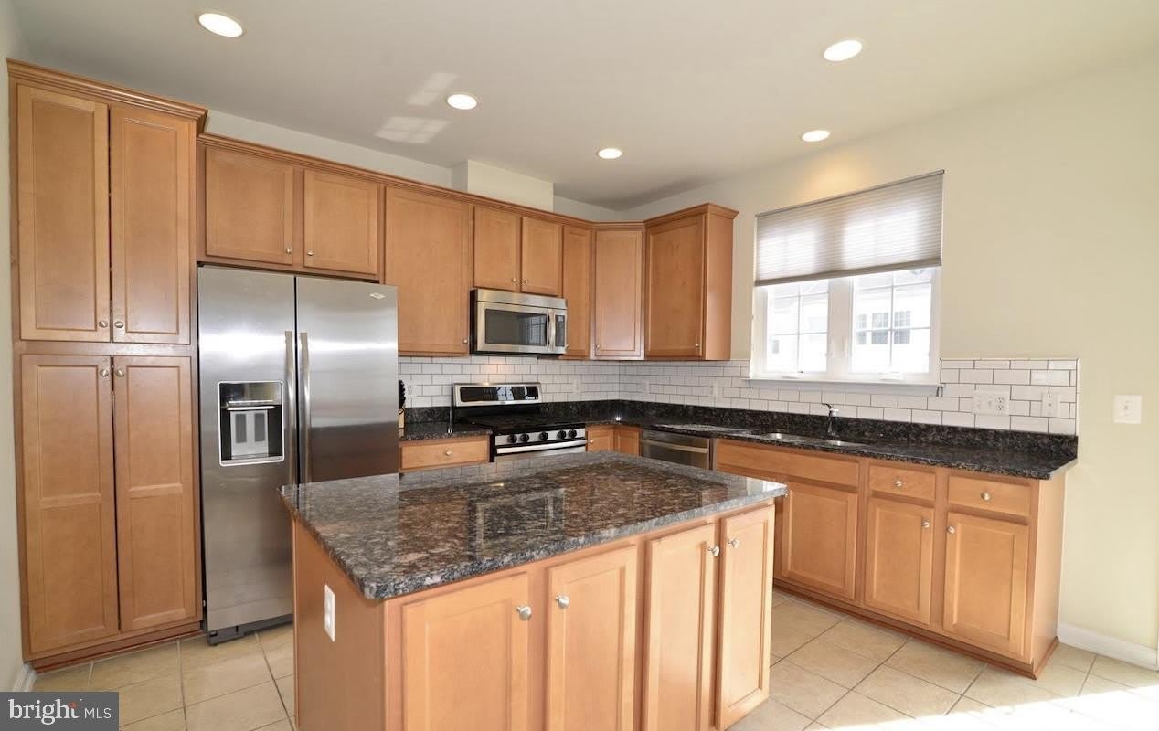 25496 SCHOOLEY MILL Terrace – photo 4