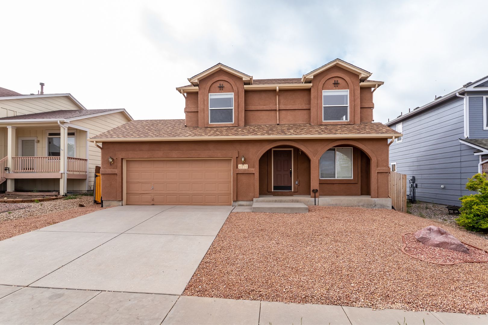 Beautiful Two Story Home In Desirable Soaring Eagles – photo 1