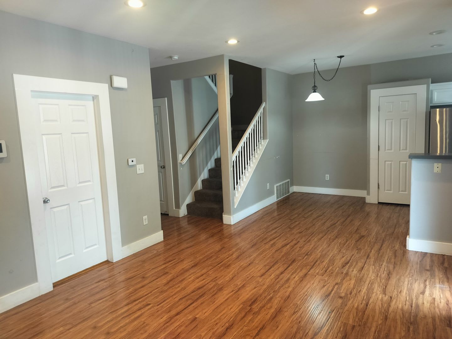 Modern 3 Bed 2.5 Bath Lehi Townhome Near Thanksgiving Point – photo 5