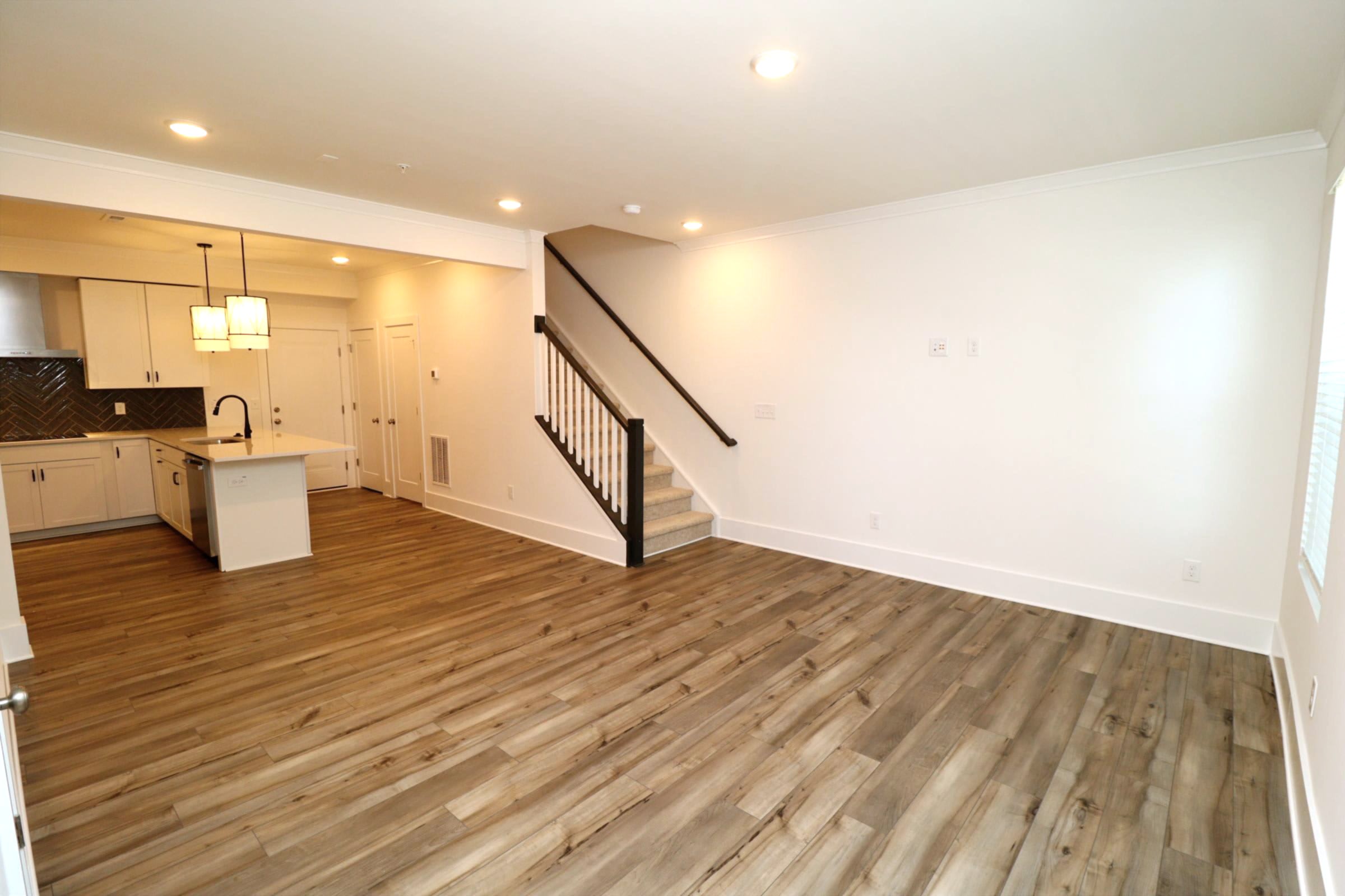 110 Byrum St Unit 105 – photo 2