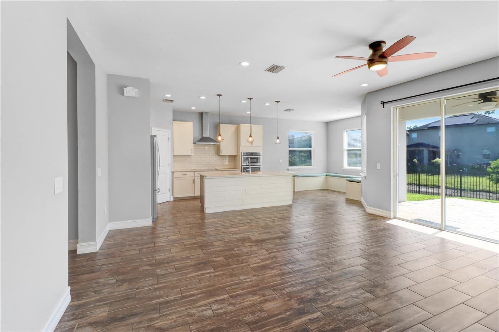 16325 HYDE MANOR Drive – photo 5