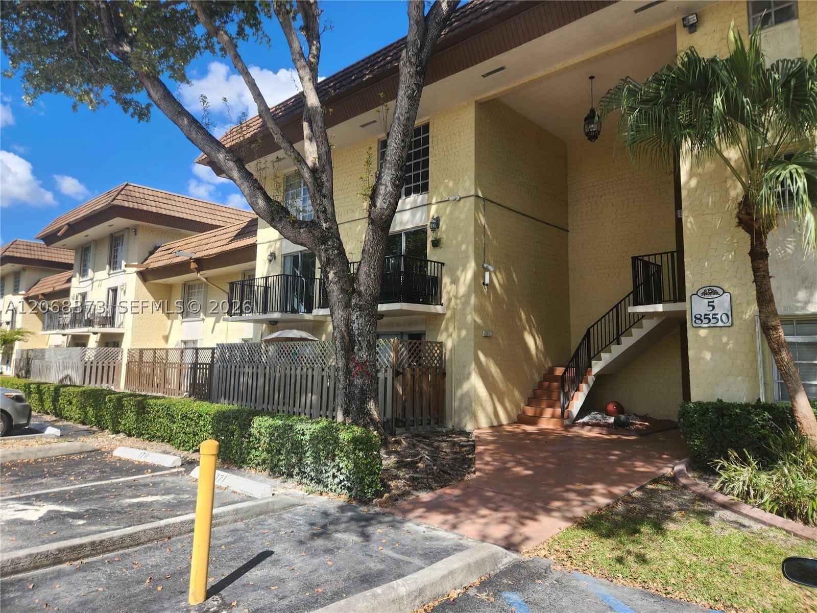 8550 SW 109th Ave – photo 2