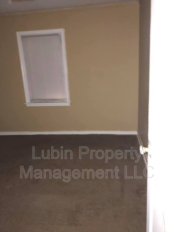 1927 Glory Cir – photo 4