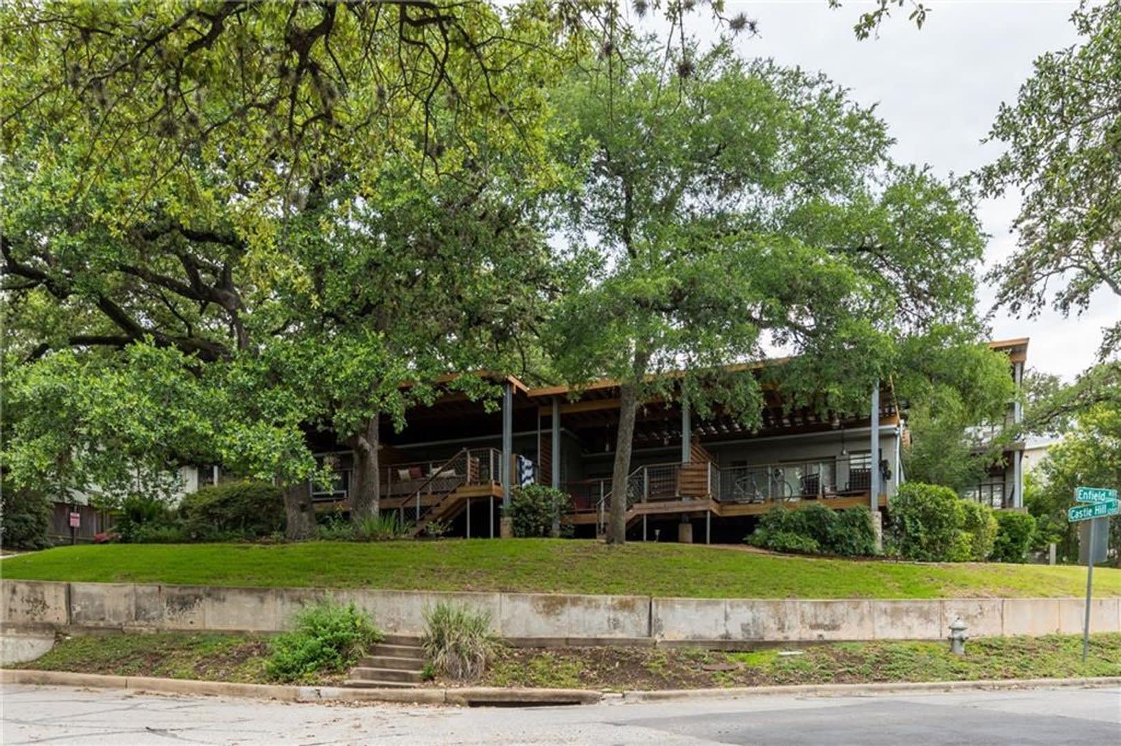 1212 Castle Hill St #7 – photo 3