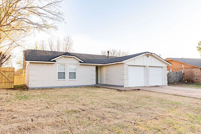 600 Southeast 38th Street – photo 2
