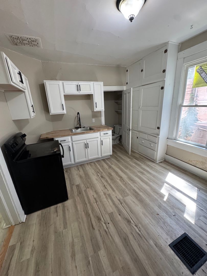 1402 3RD ST – photo 3