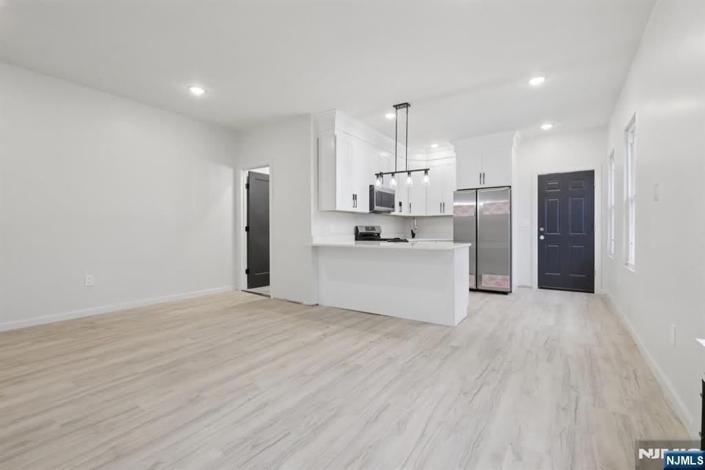 542 25th Street – photo 2