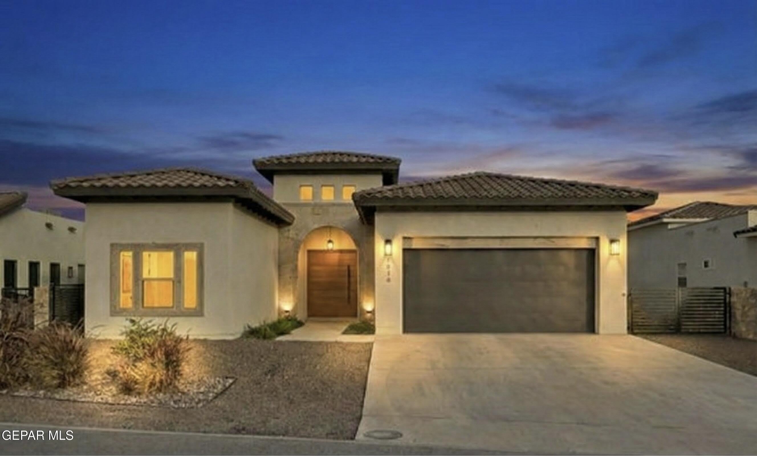 5636 RIVER RUN Street – photo 2