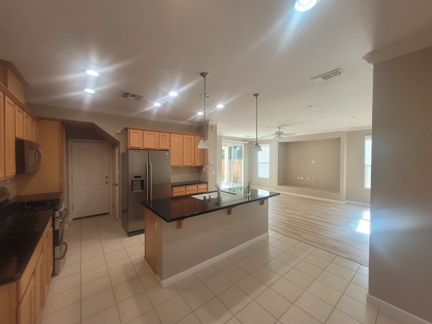 Charming, spacious 2 story home in Camden Place in Citrus Heights – photo 4