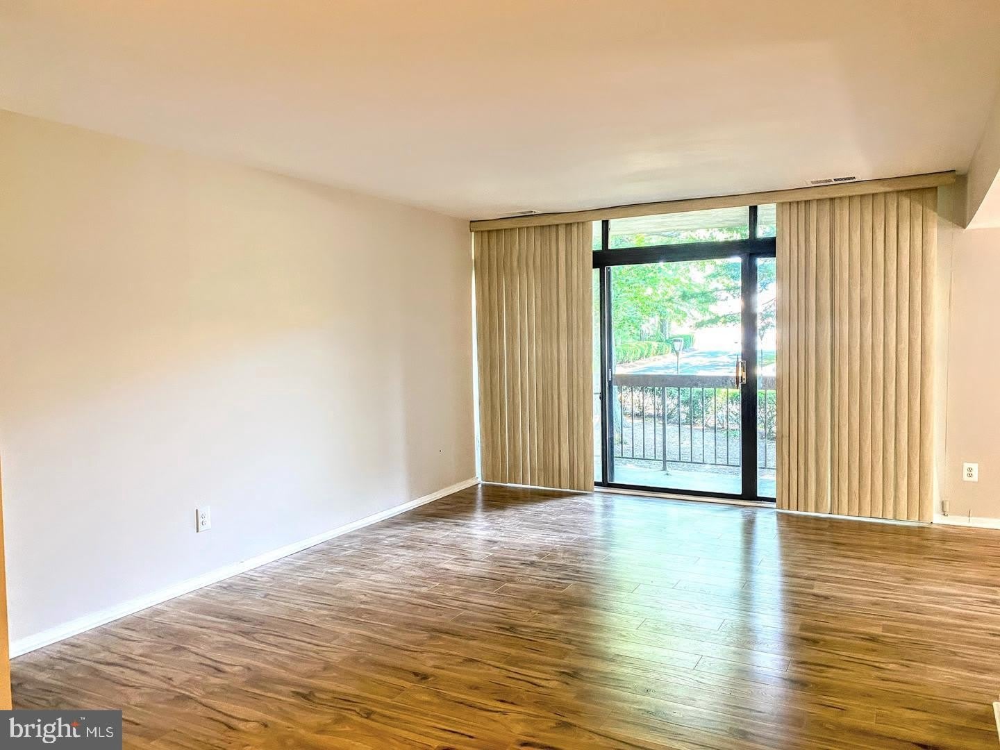 1646 PARKCREST Circle – photo 5