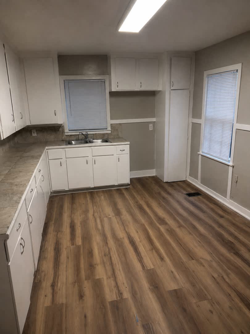 Move-In Ready 4BR/1.5BA Home in Jackson – photo 2