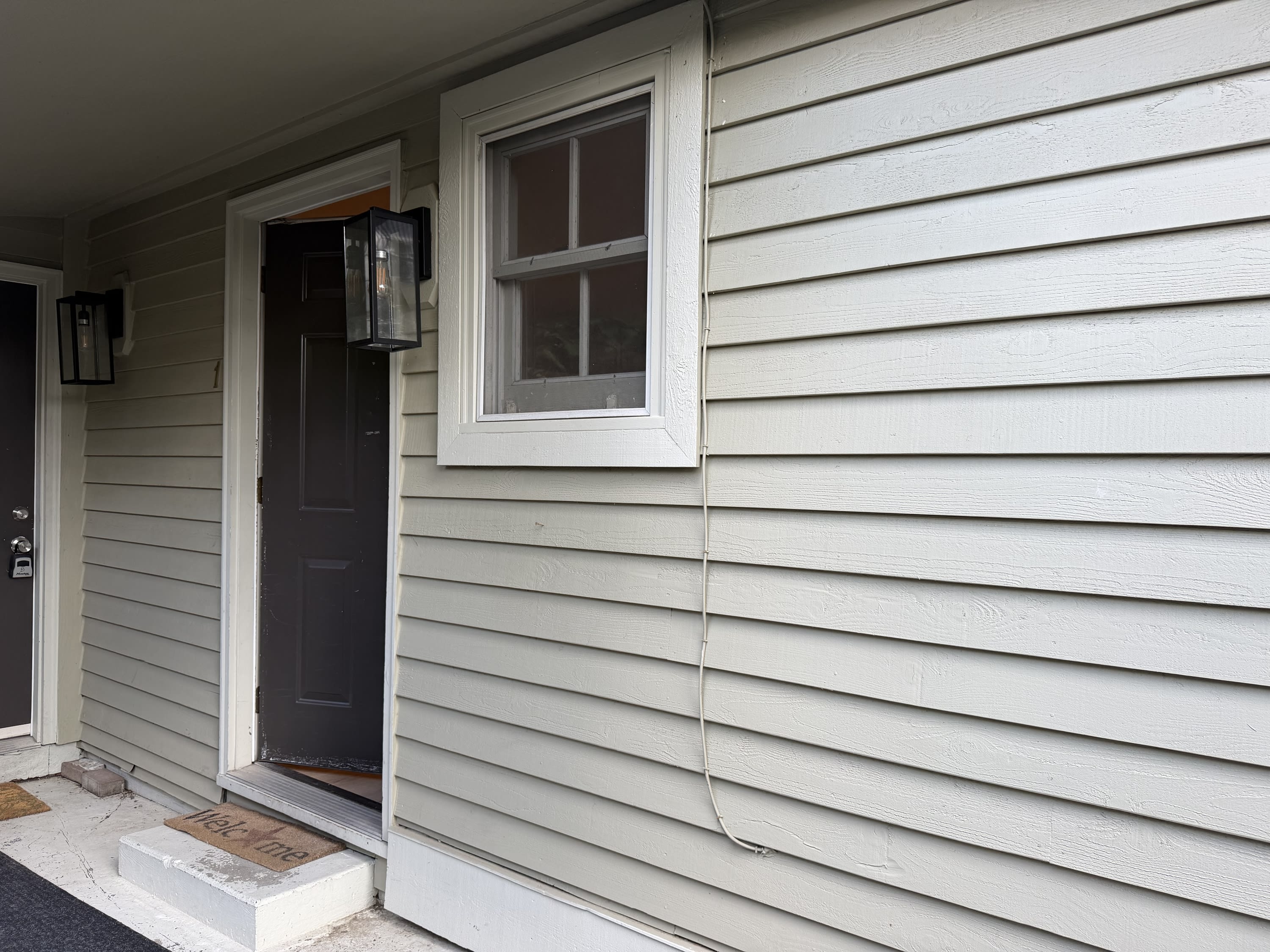 8074 Maple Avenue Southeast – photo 2