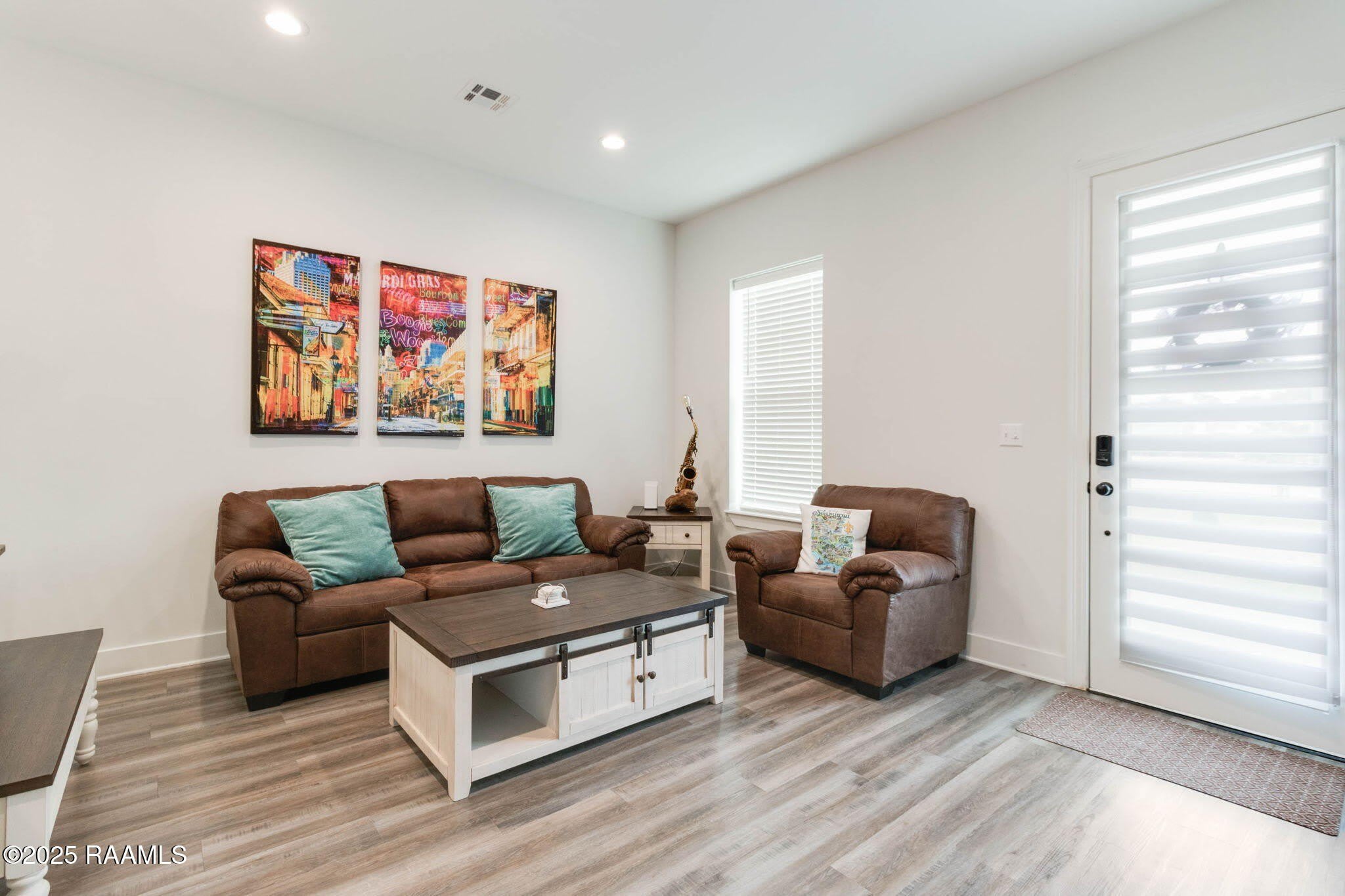 711 E Main Street – photo 5