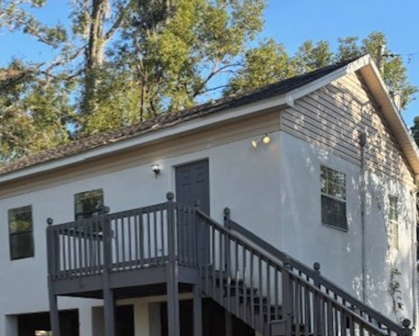 Cozy 3 Bedroom, 1 Bath (Plus Bonus room) Home – photo 1