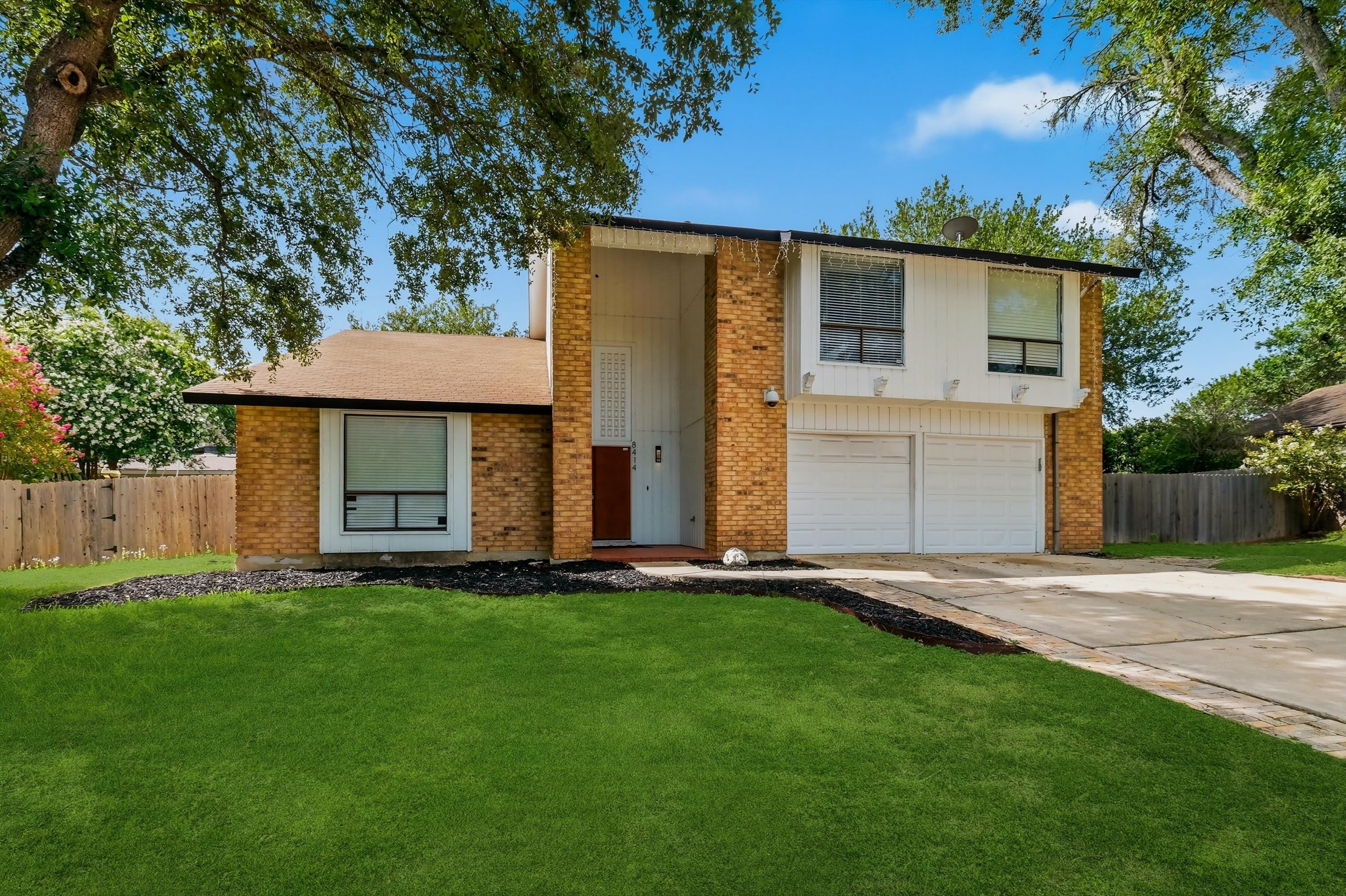 8414 Zodiac Drive – photo 1