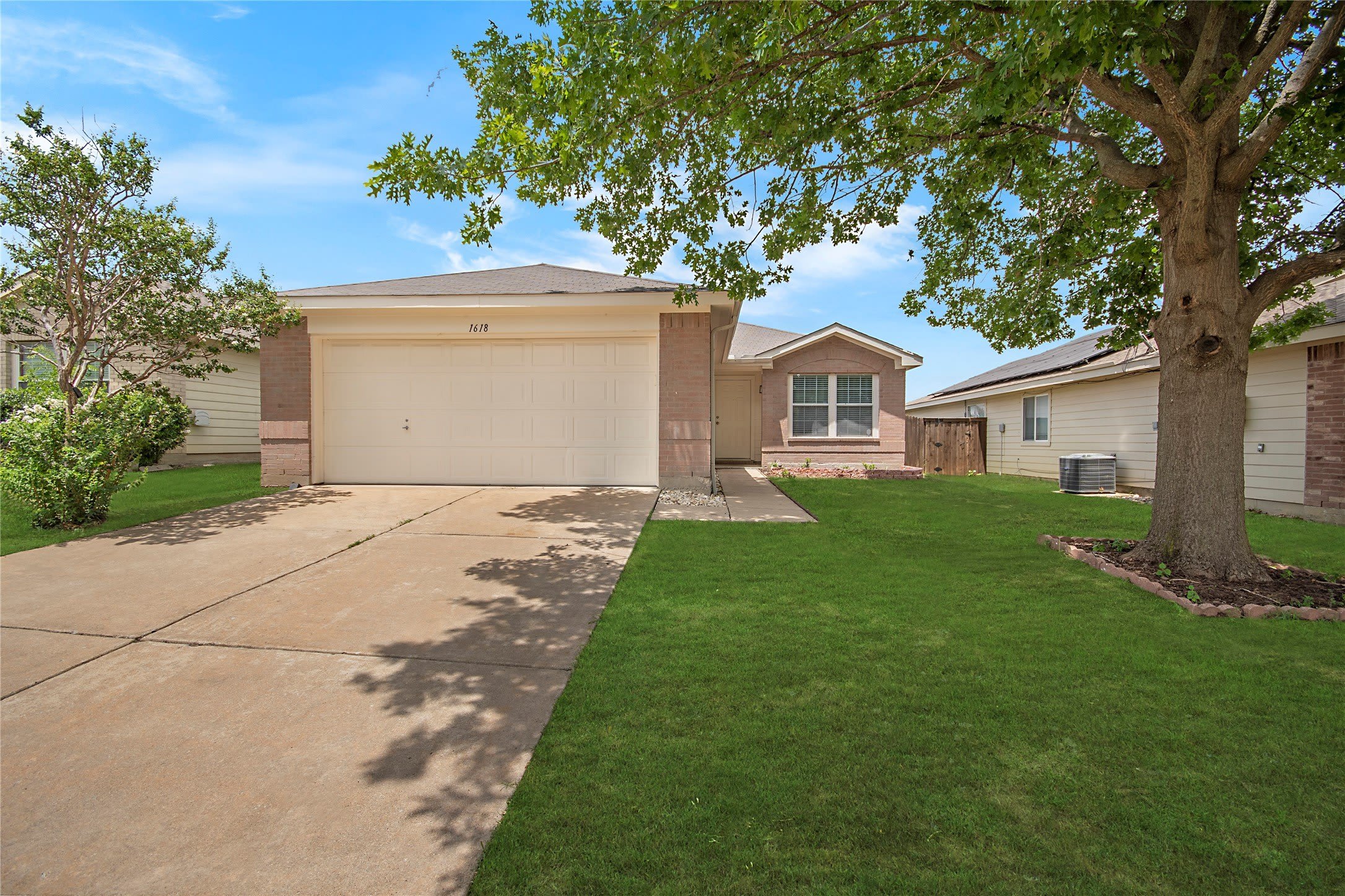 1618 Pin Oak Trail – photo 1