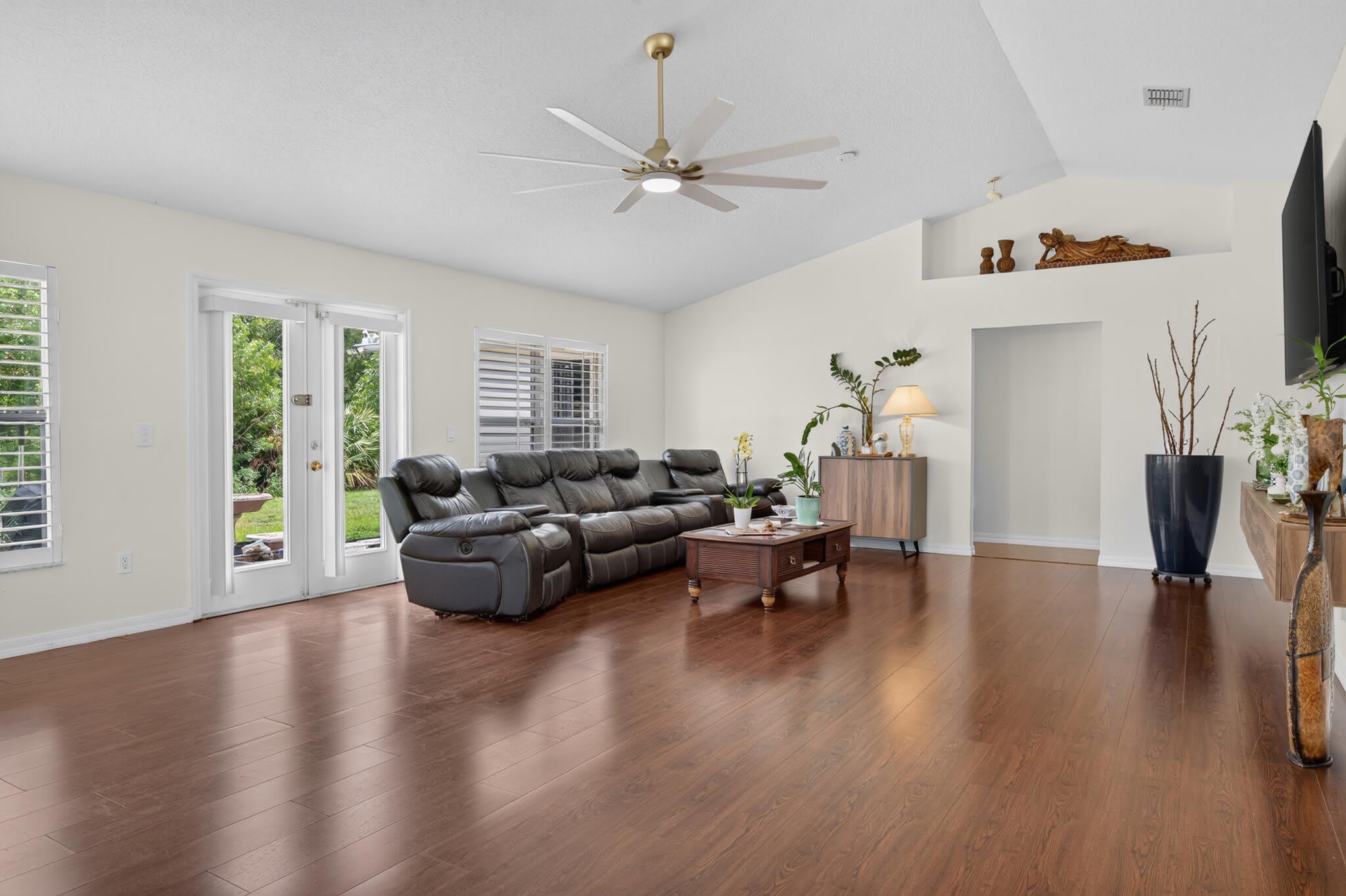 5758 Benbow Court – photo 5