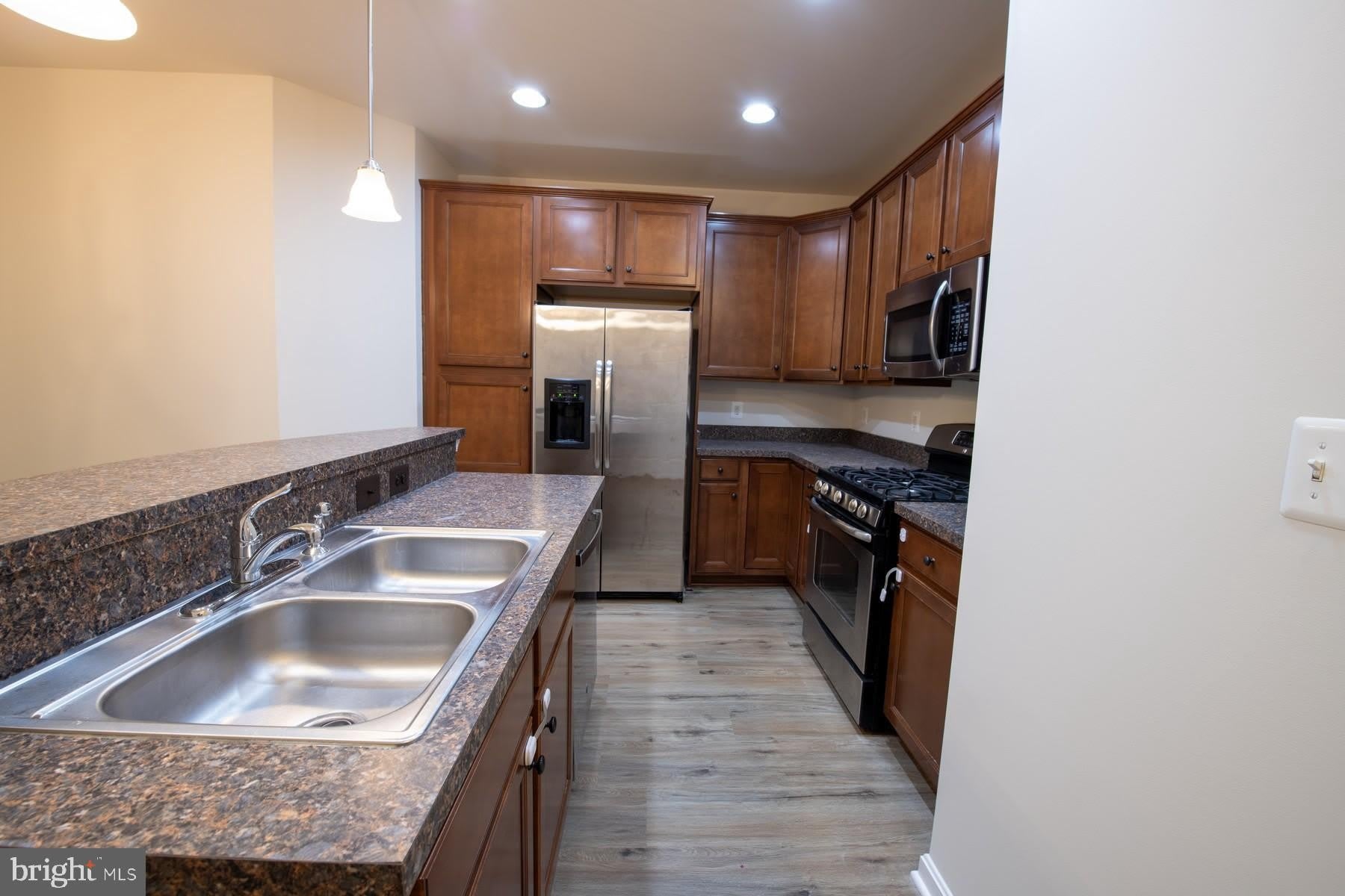 22367 CONCORD STATION Terrace – photo 5