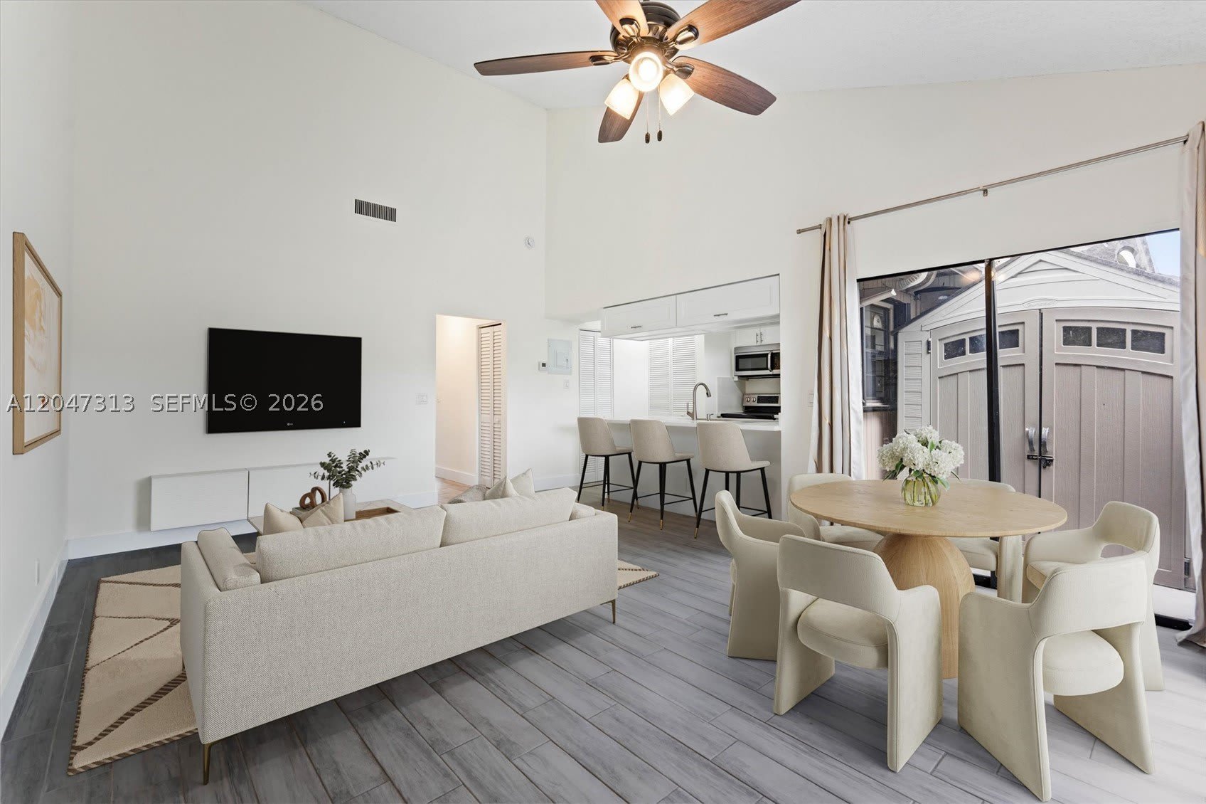 2025 SW 82nd Ave – photo 3
