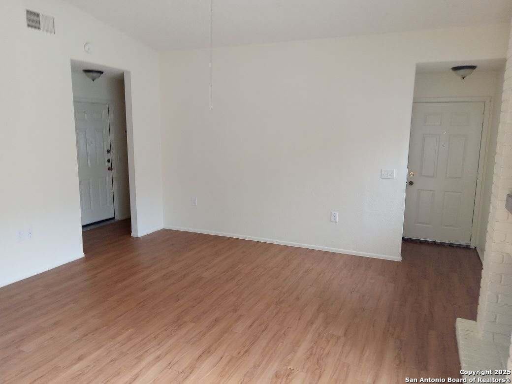 9835 Meadow Way – photo 5