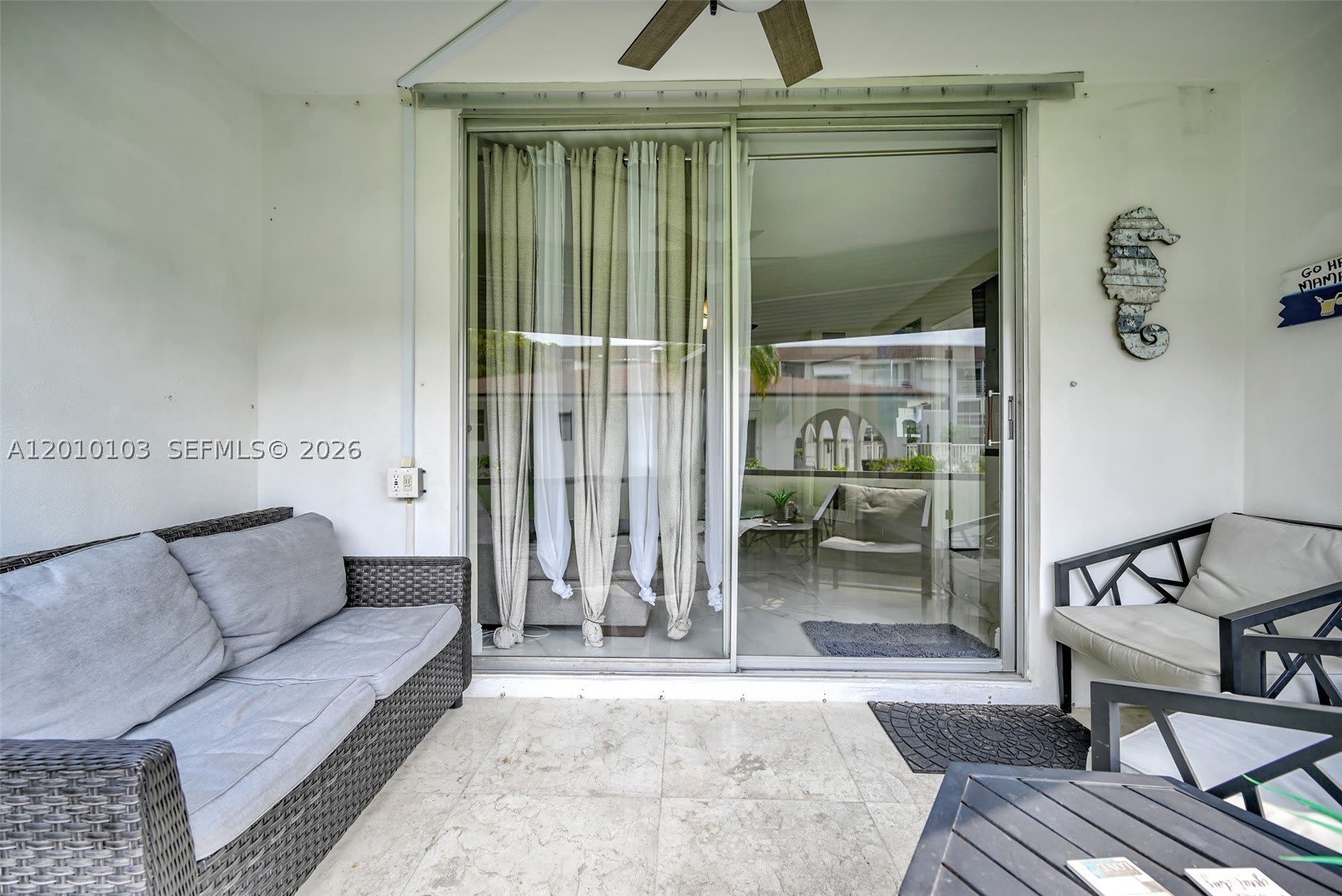 400 SE 10th St – photo 3