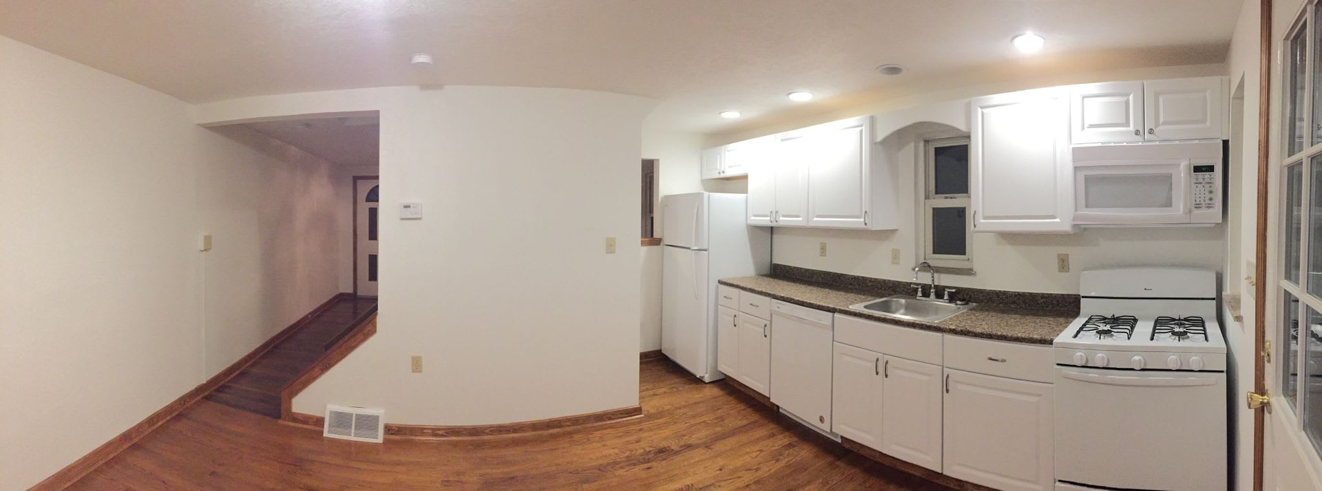 2 Bedroom Stanton Heights Townhouse – photo 3