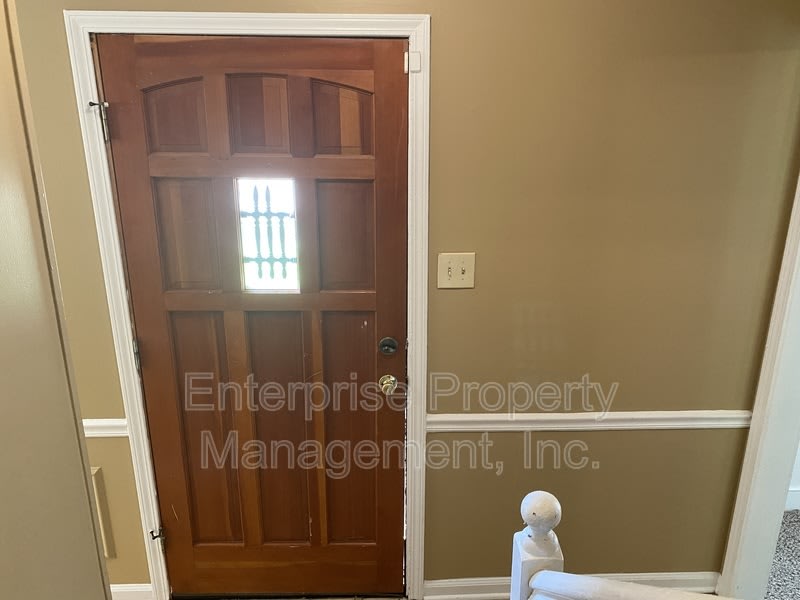 7828 Bland Lane – photo 4