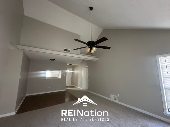 6934 Tobin Drive – photo 2